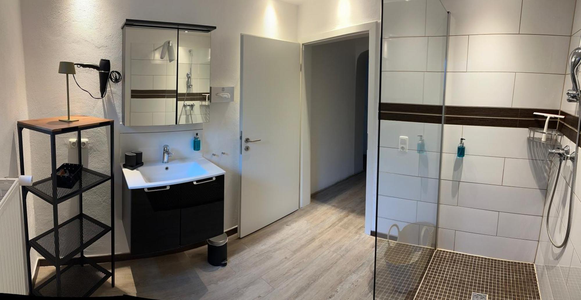 Ferienwohnung Schlossblick - 4 Sterne Sauna Pool Whirlpool Exklusiv Braunfels Esterno foto